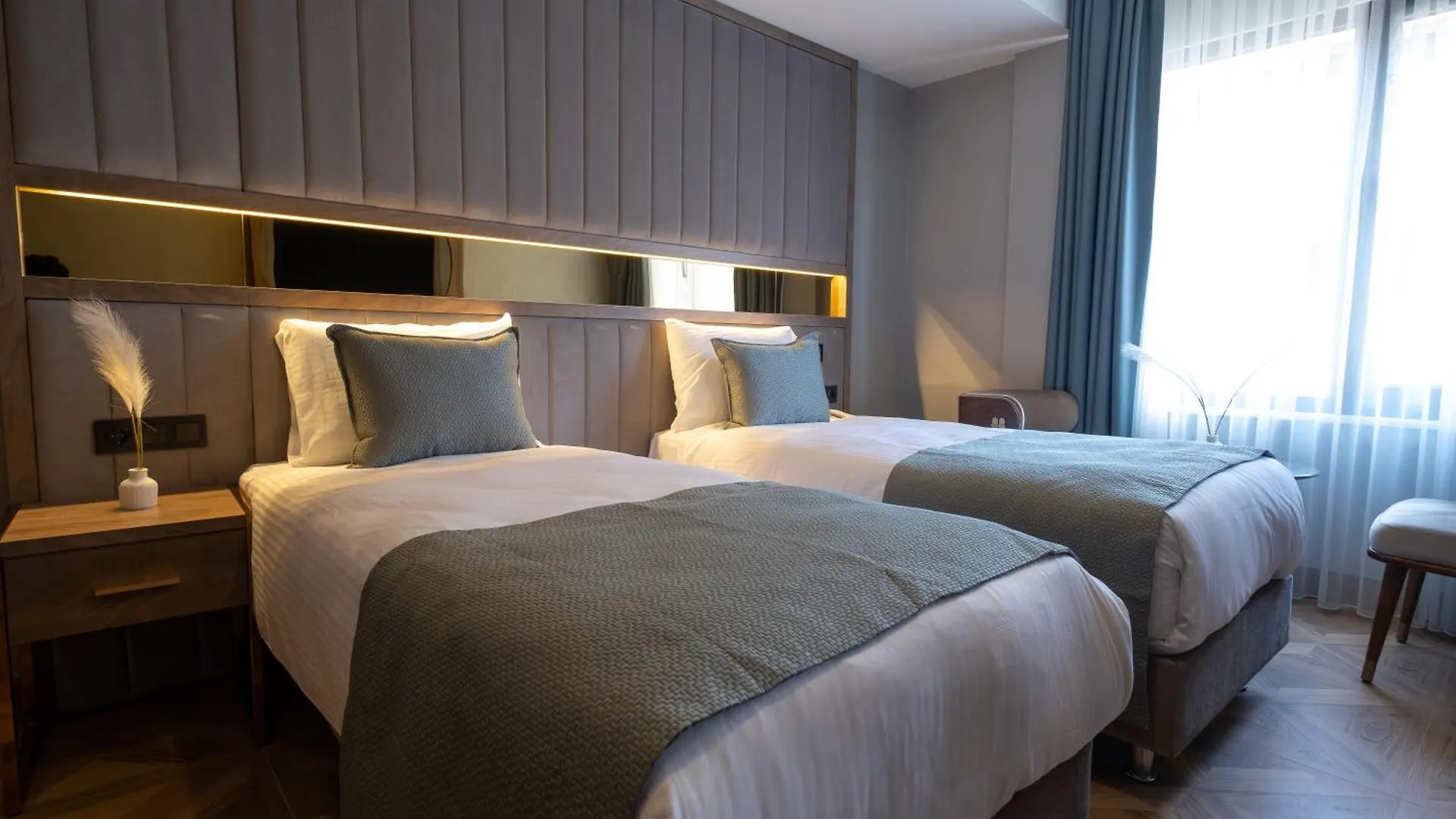 Buke Hotel Bomonti Istanbul 4*,